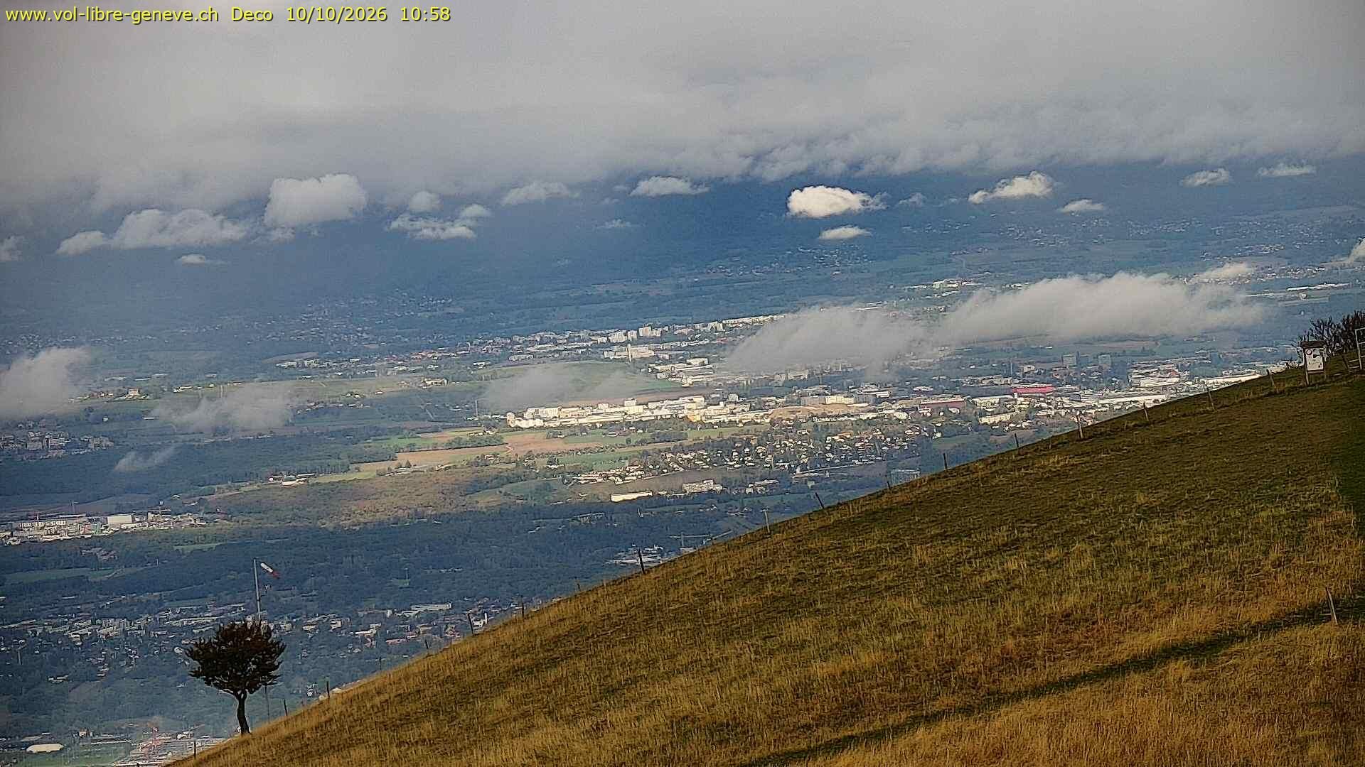 Collonges-sous-Salève: Salève, vue du décollage parapente