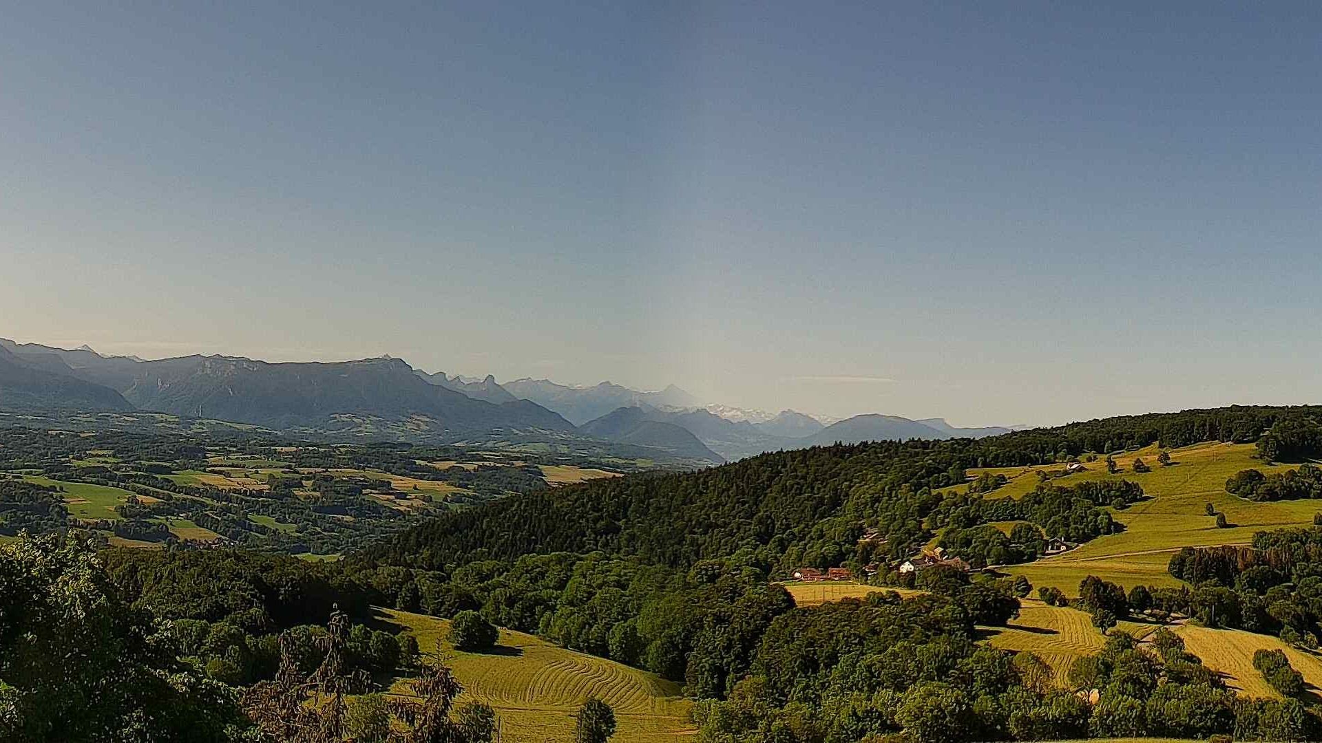 Collonges-sous-Salève: Panoramique du Jura aux Alpes, depuis le Salève