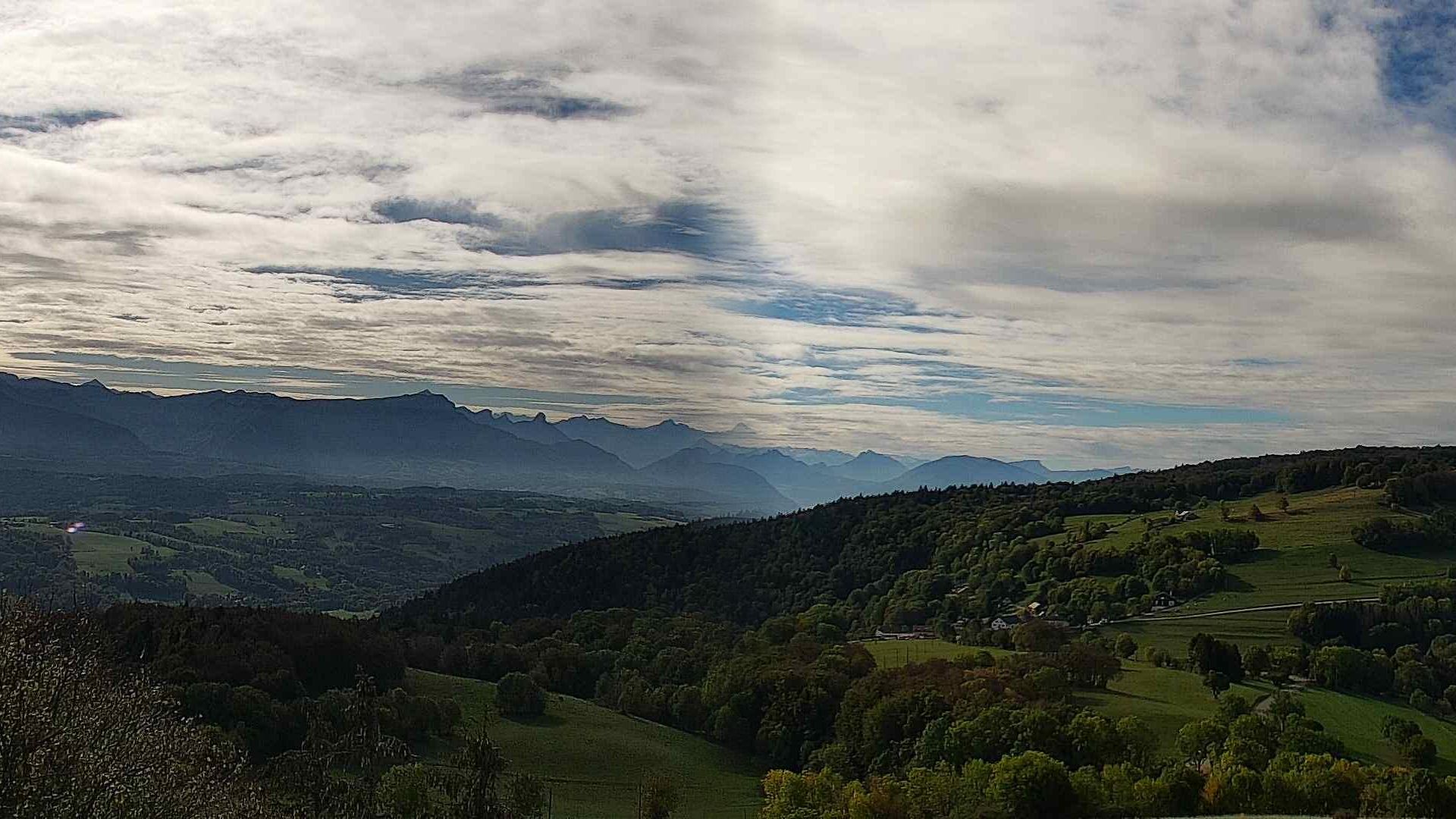 Collonges-sous-Salève: Panoramique du Jura aux Alpes, depuis le Salève