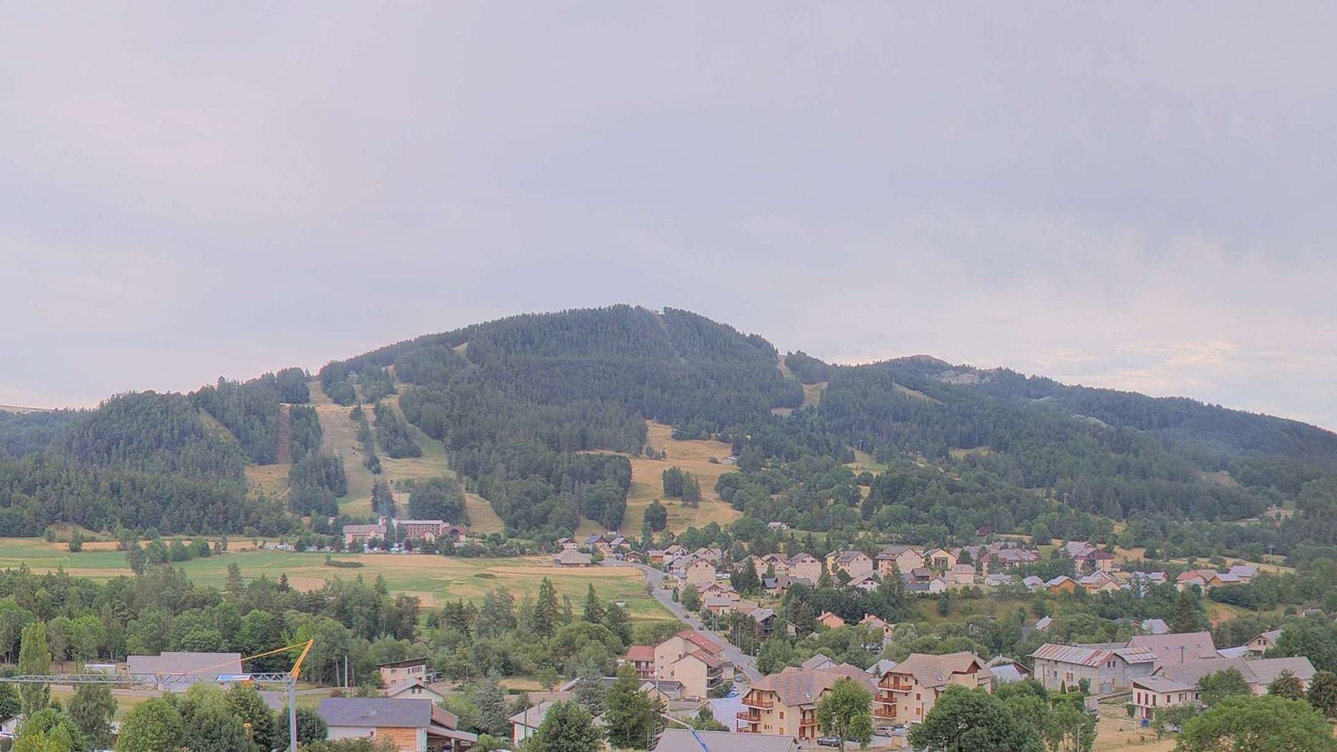 Ancelle › Sud: Sommet de Chatégré - Route des Taillas