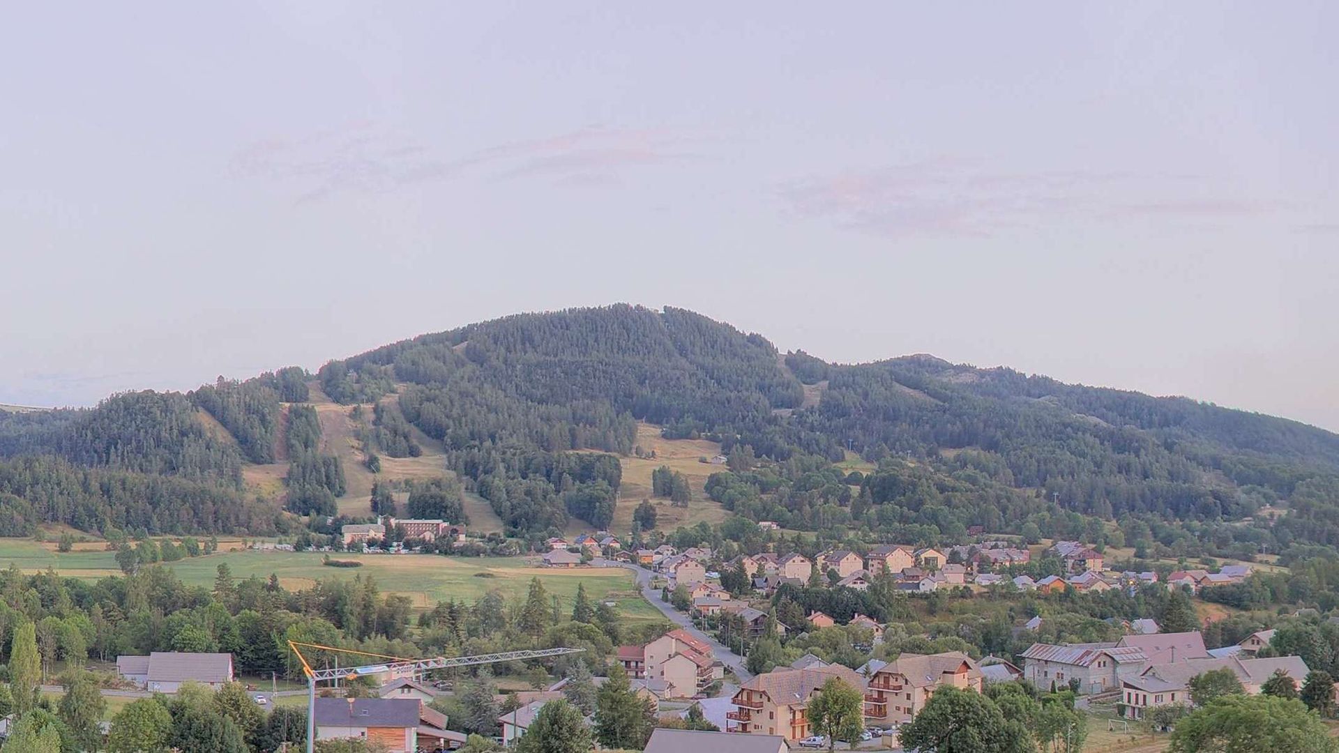 Ancelle › Sud: Sommet de Chatégré - Route des Taillas