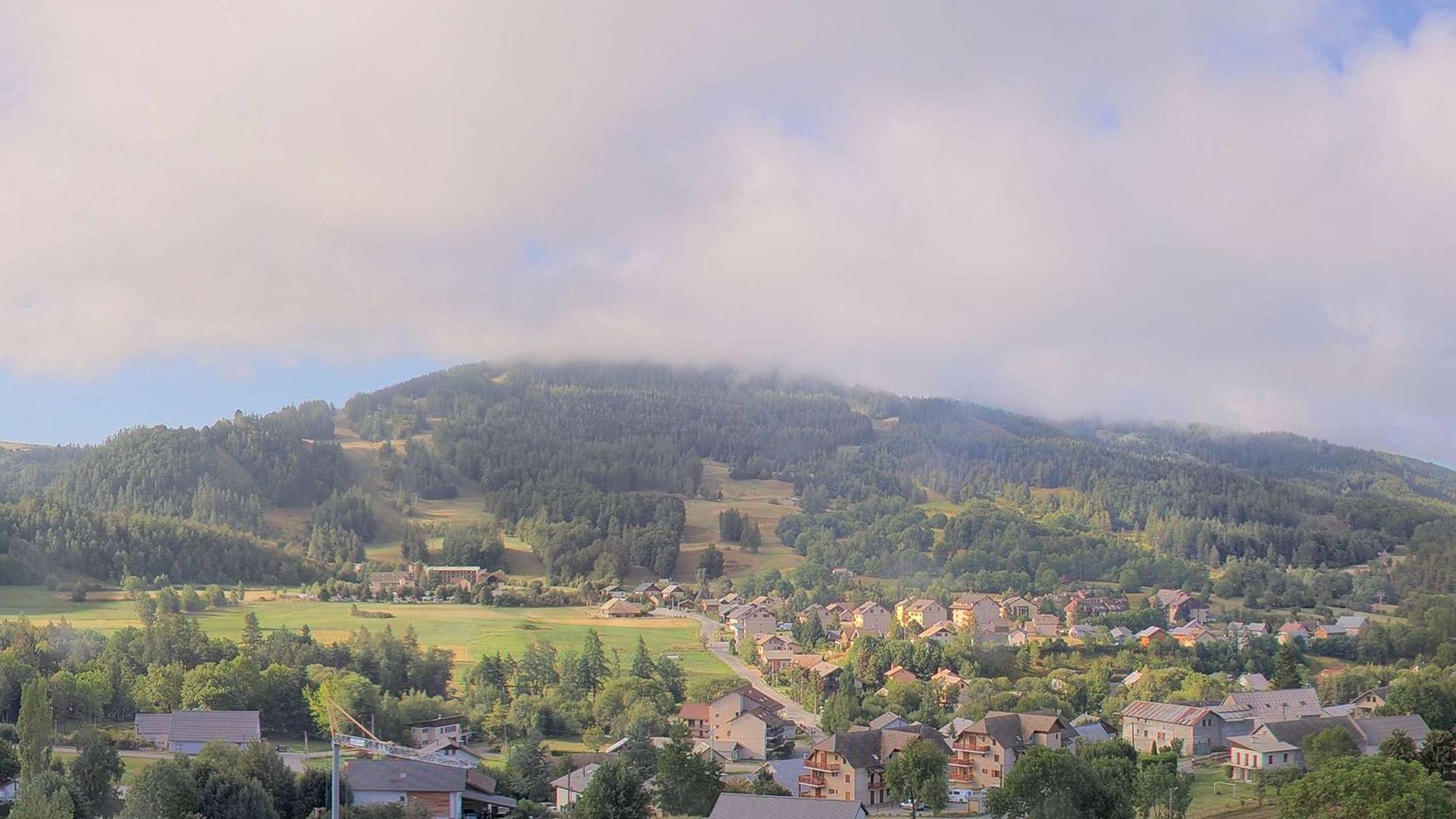 Ancelle › Sud: Sommet de Chatégré - Route des Taillas