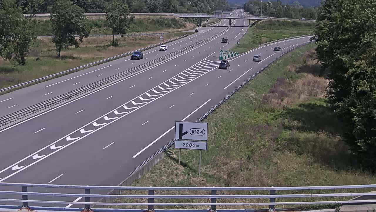 Bourgneuf: Chamousset-Bifurcation A43/A430, près d'Aiton, vue orientée vers Albertville
