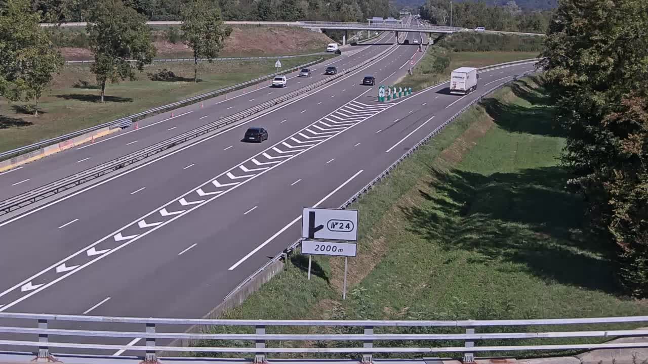 Bourgneuf: Chamousset-Bifurcation A43/A430, près d'Aiton, vue orientée vers Albertville