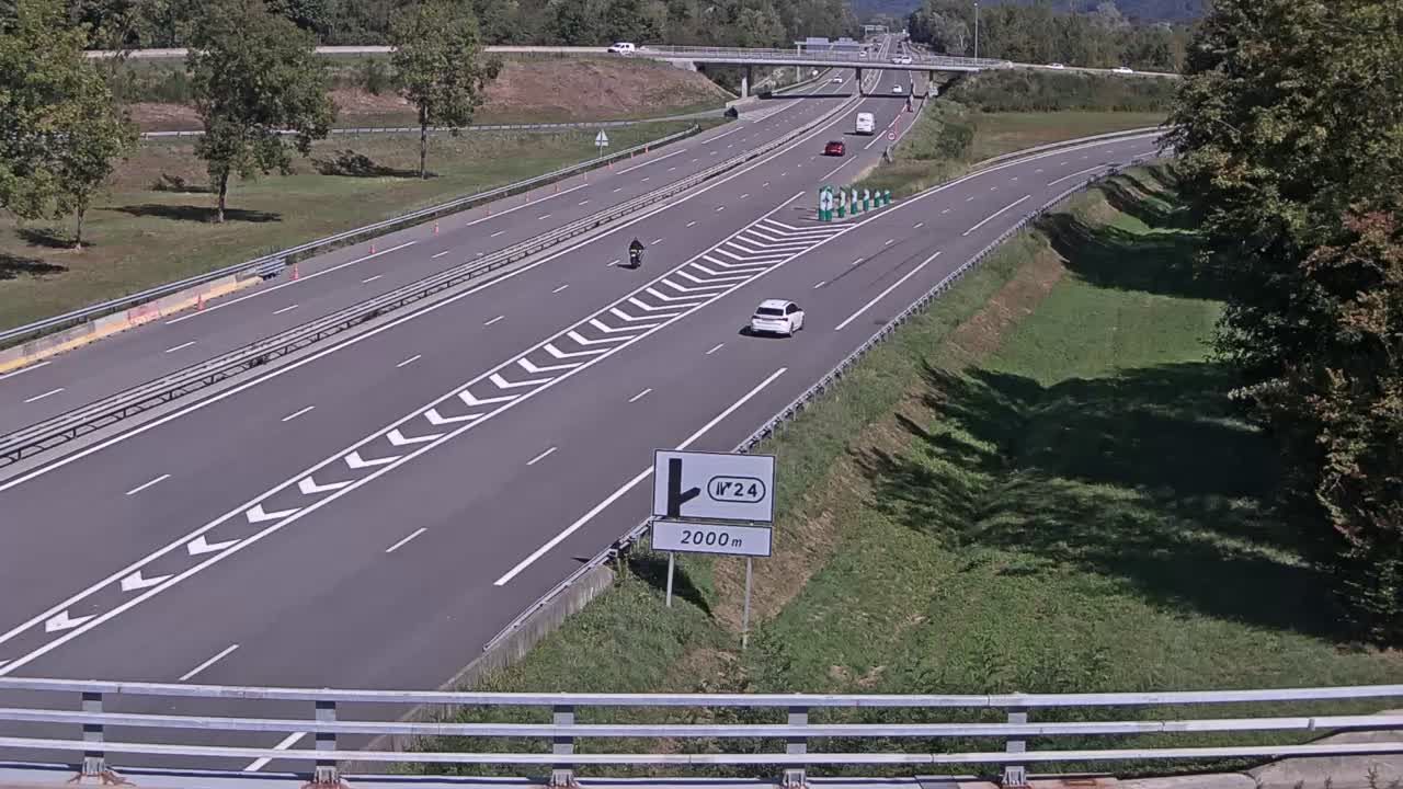 Bourgneuf: Chamousset-Bifurcation A43/A430, près d'Aiton, vue orientée vers Albertville