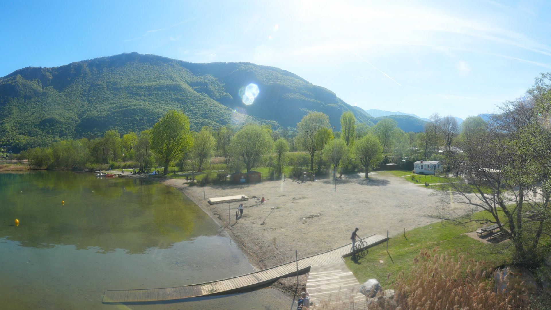Doussard: Plage de Doussard - Bout du Lac - Au bout du lac d'Annecy