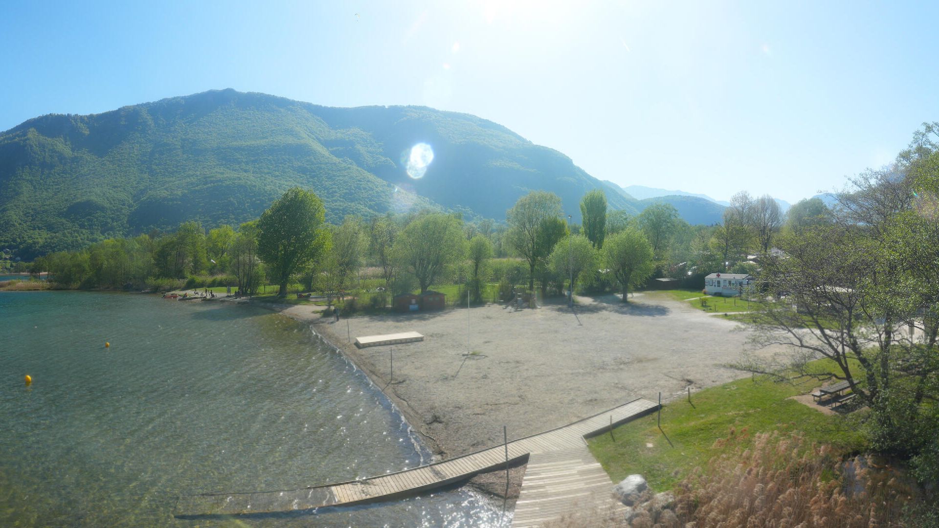 Doussard: Plage de Doussard - Bout du Lac - Au bout du lac d'Annecy