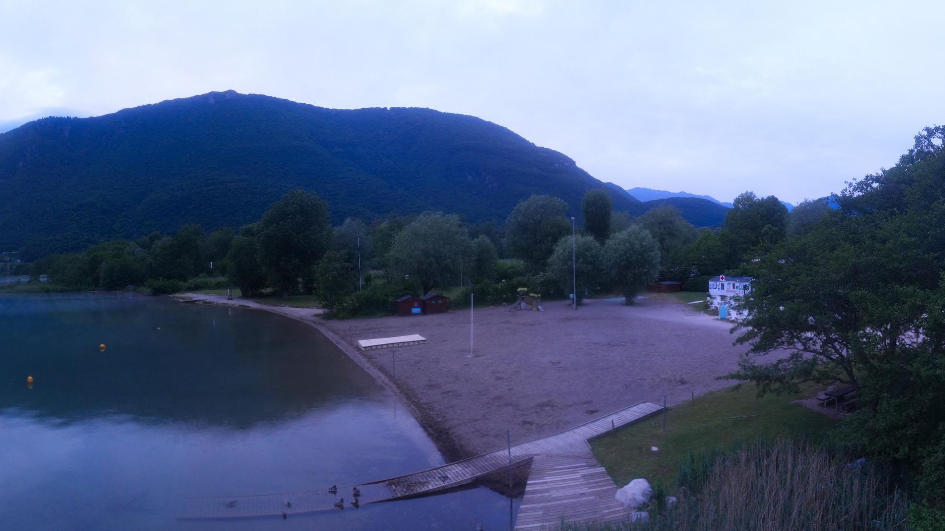 Doussard: Plage de Doussard - Bout du Lac - Au bout du lac d'Annecy