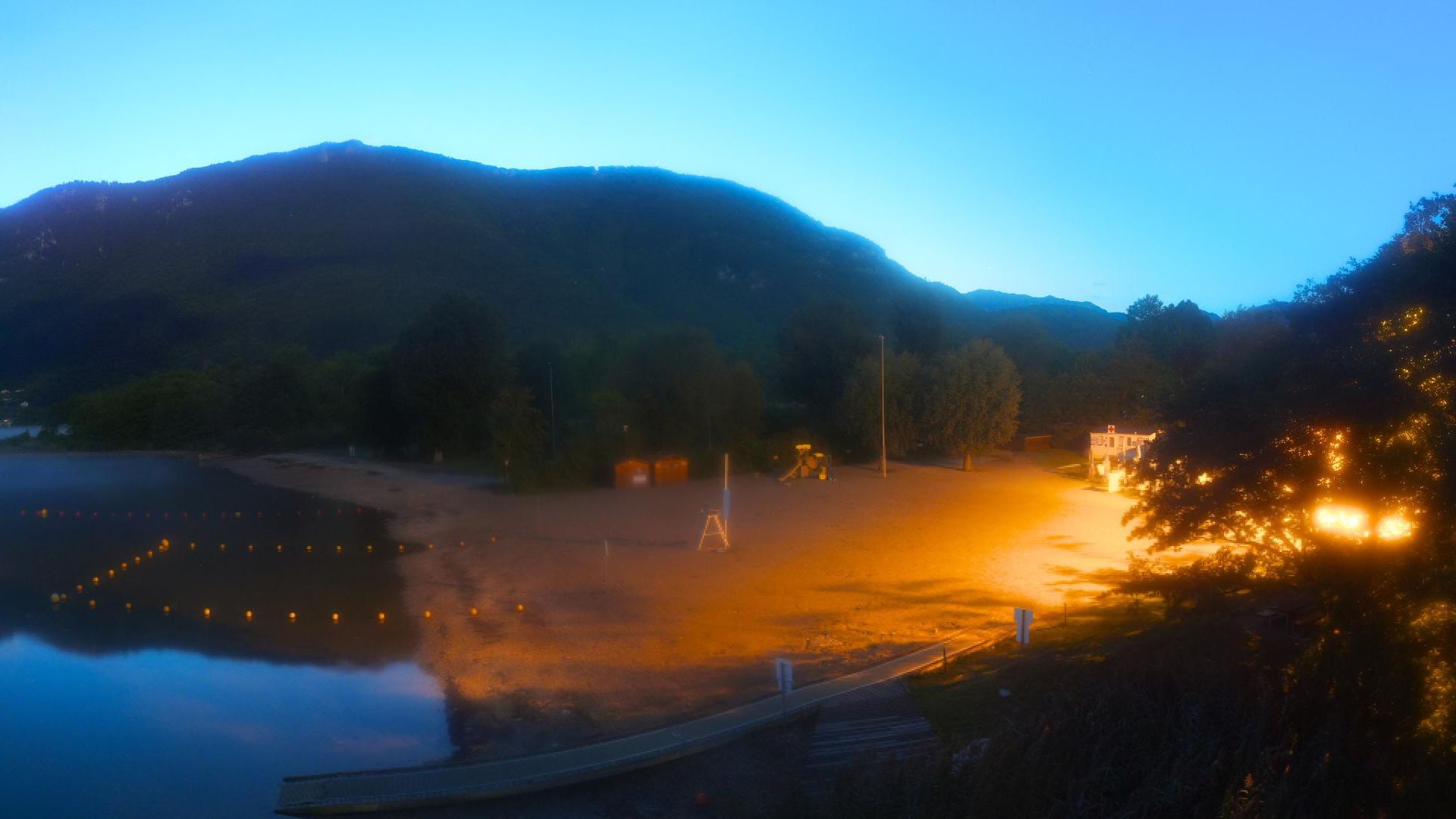 Doussard: Plage de Doussard - Bout du Lac - Au bout du lac d'Annecy