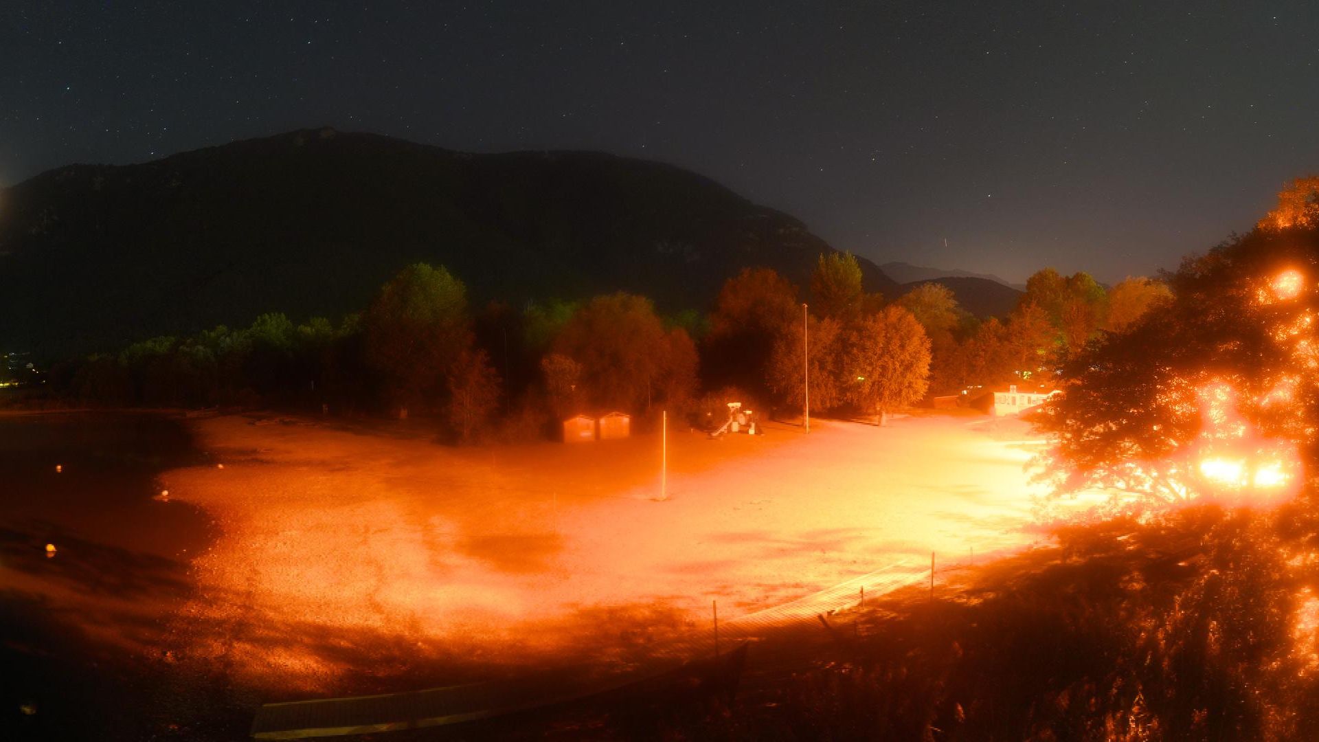 Doussard: Plage de Doussard - Bout du Lac - Au bout du lac d'Annecy