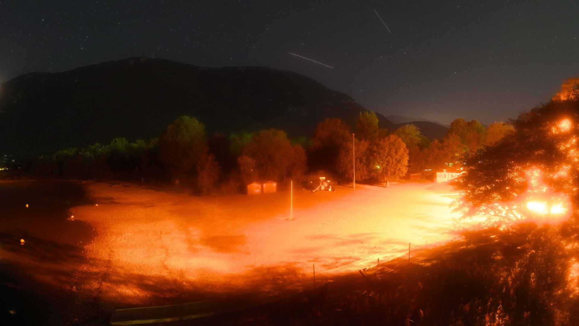 Doussard: Plage de Doussard - Bout du Lac - Au bout du lac d'Annecy