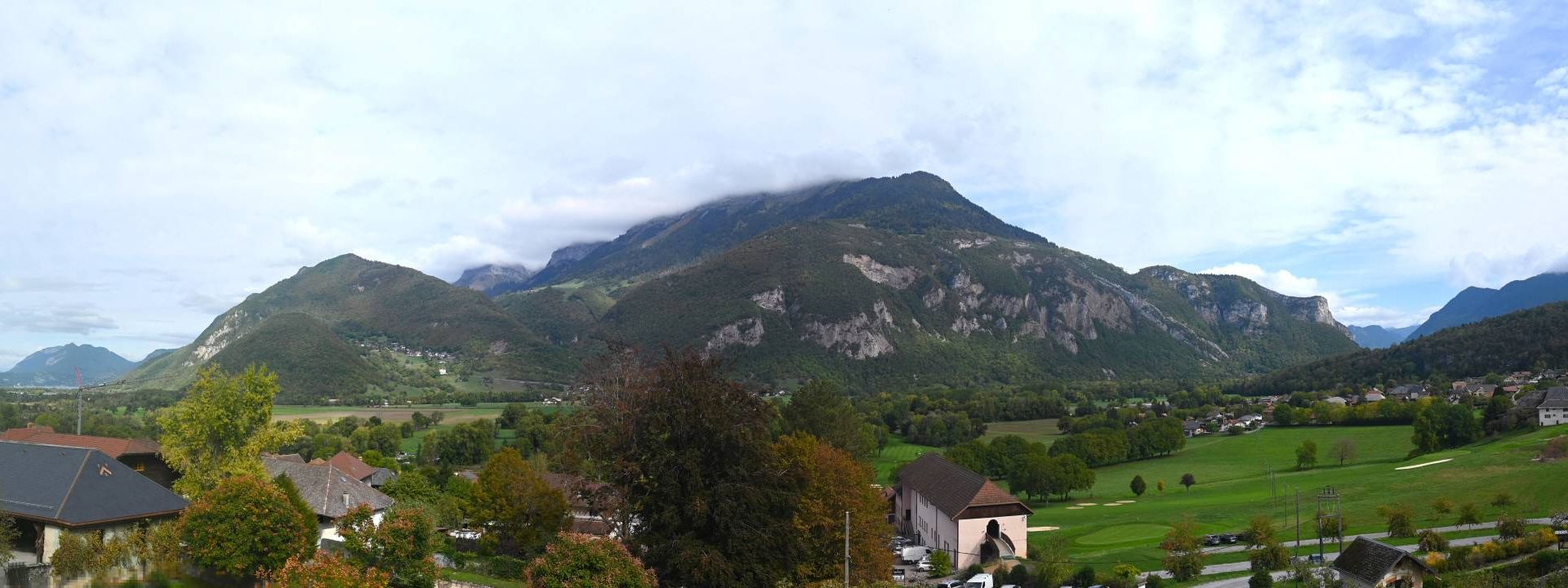 Giez: Golf de Giez - la dent de cons - La Tournette - Dents de Lanfon