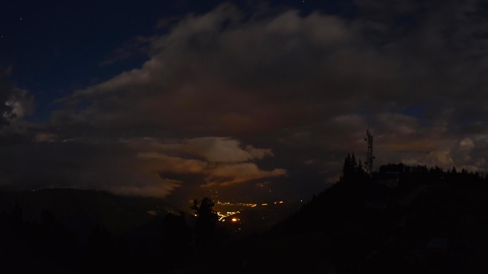 Faverges-Seythenex: Station La Sambuy - Lake Annecy - Mont Blanc massif