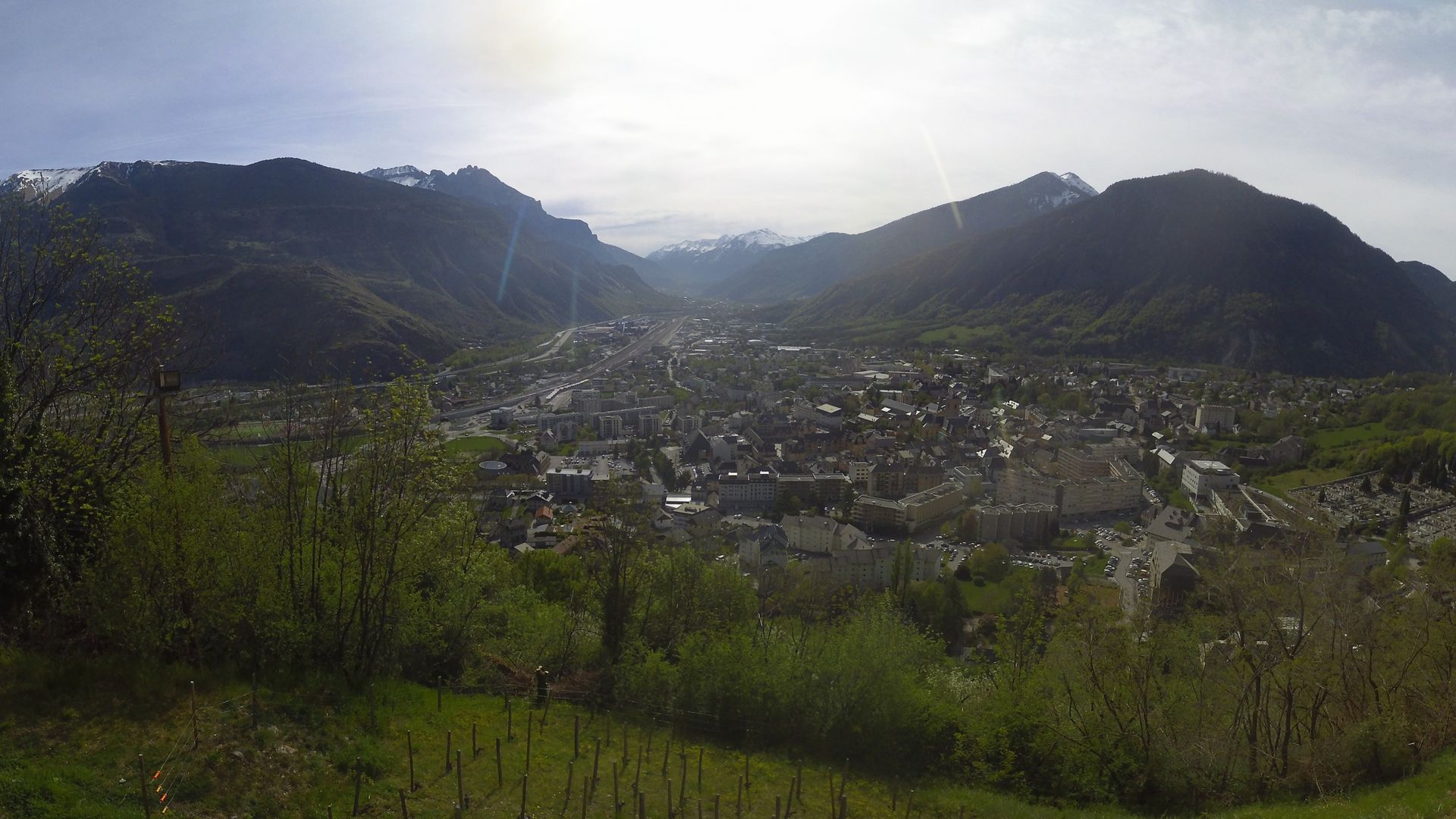 Saint-Jean-de-Maurienne › Est