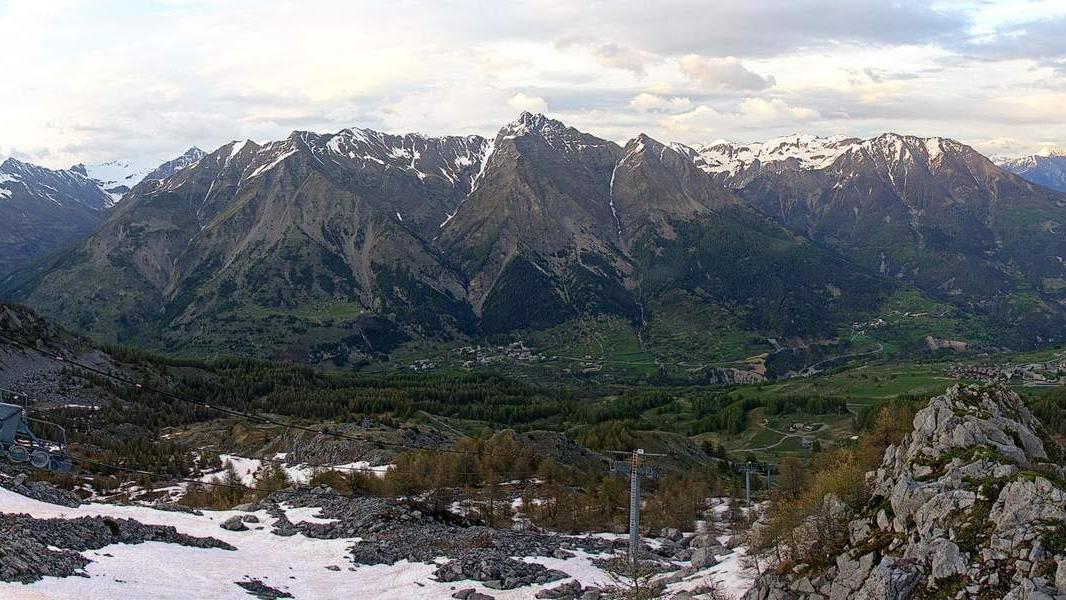 Réallon: Ski Resort (Panoramic)