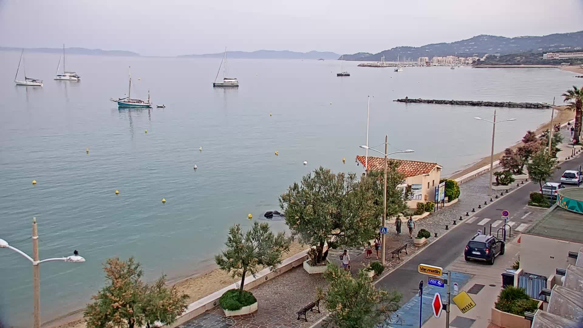Le Lavandou: Front de mer