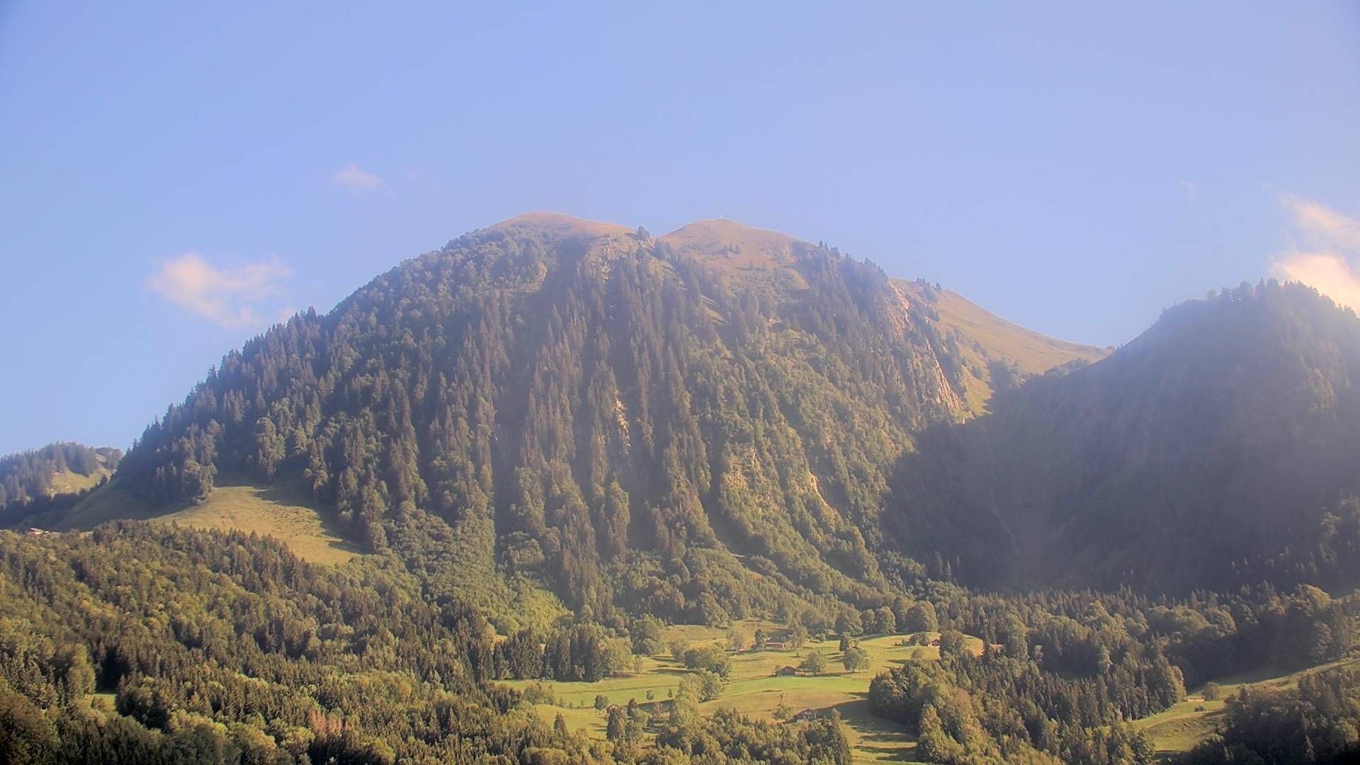 Les Clefs › Sud: Montagne de Sulens