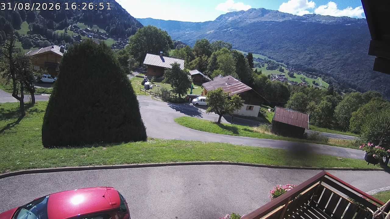 Saint-Jean-de-Sixt › Ouest: La Croix de Lachat