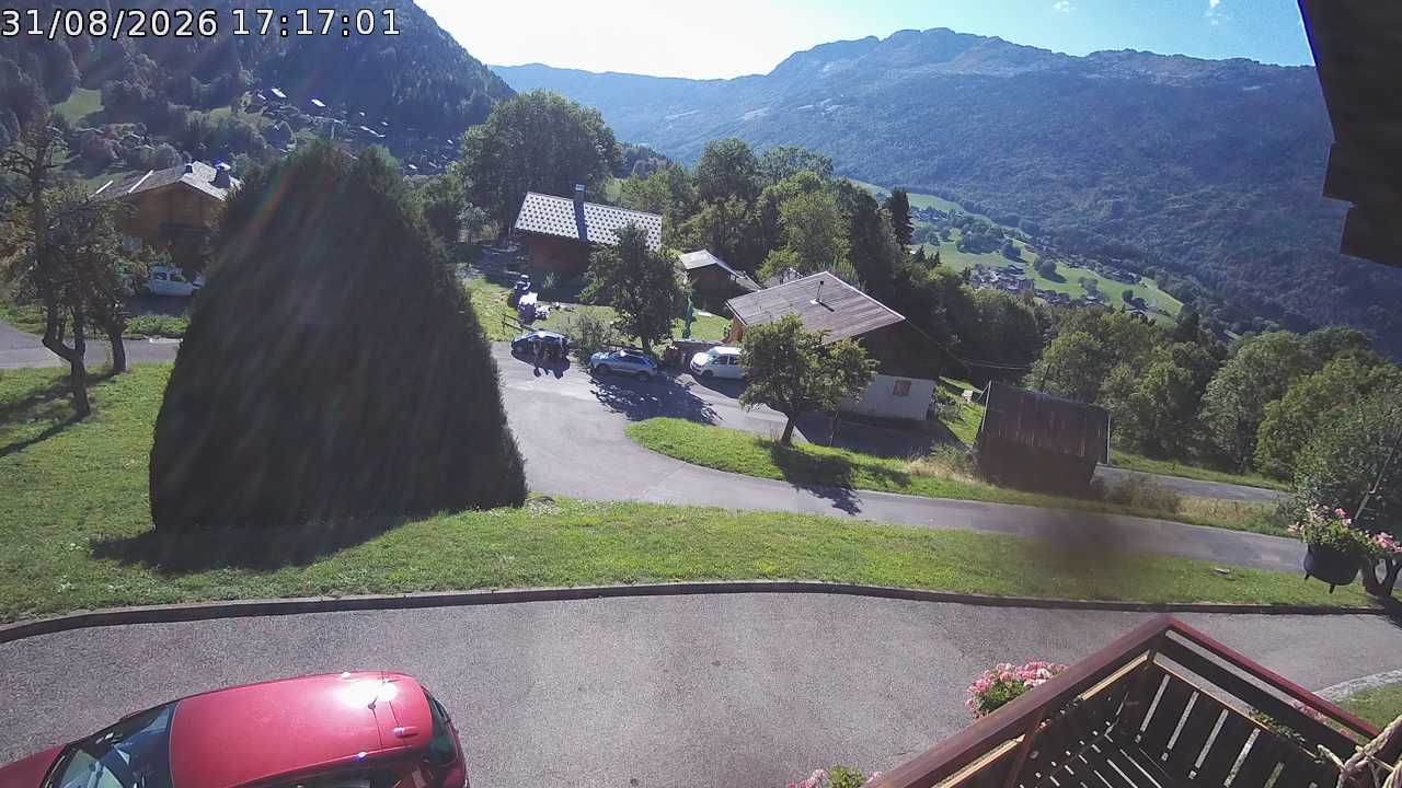 Saint-Jean-de-Sixt › Ouest: La Croix de Lachat