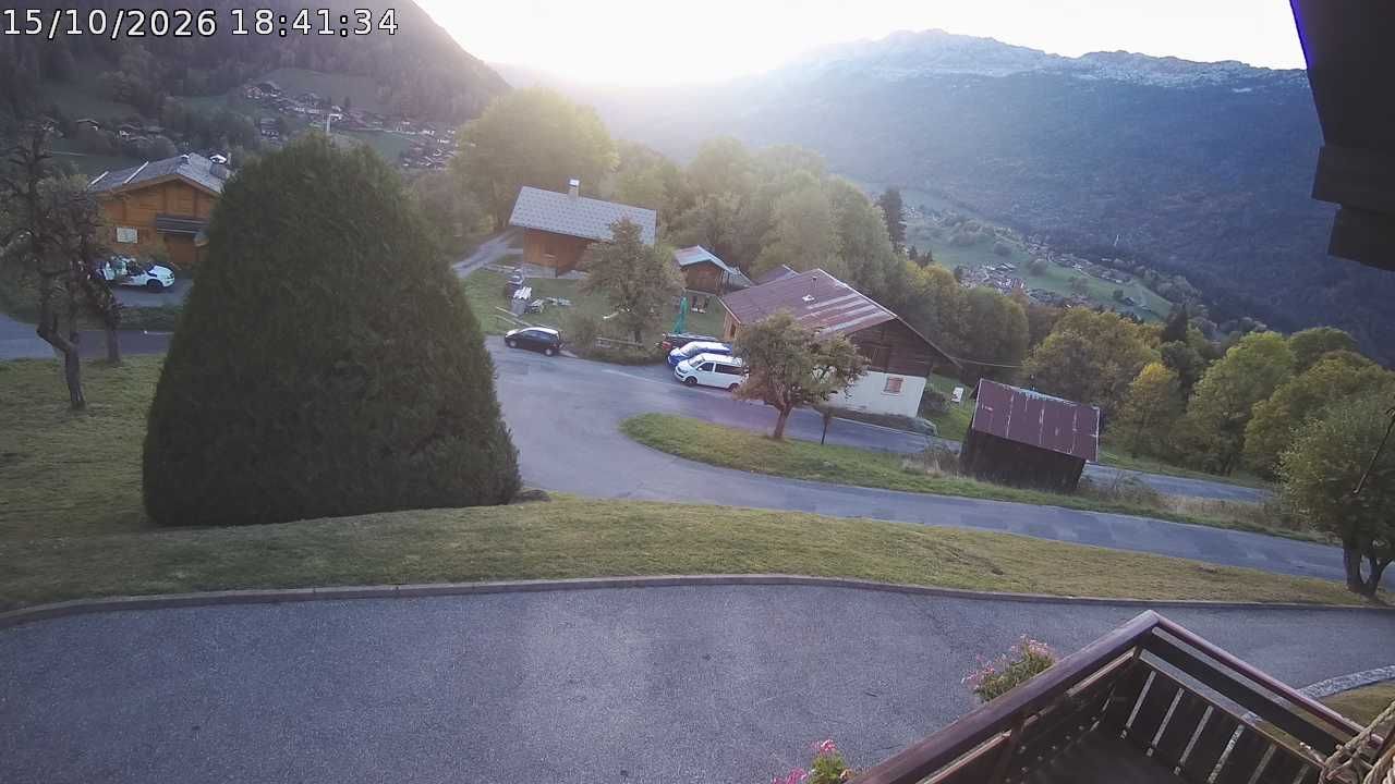 Saint-Jean-de-Sixt › Ouest: La Croix de Lachat