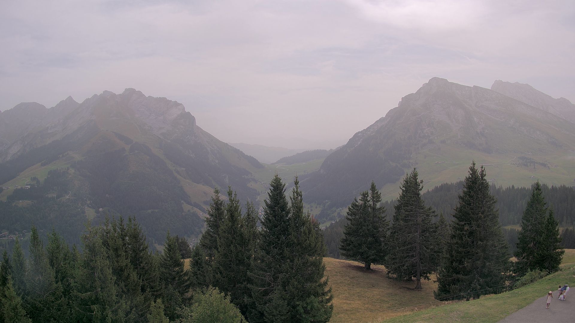 Thônes › Sud-est: Col des Aravis