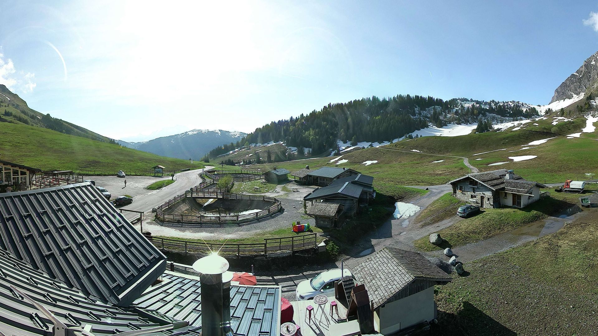 La Giettaz: LES RHODOS (Col des Aravis)