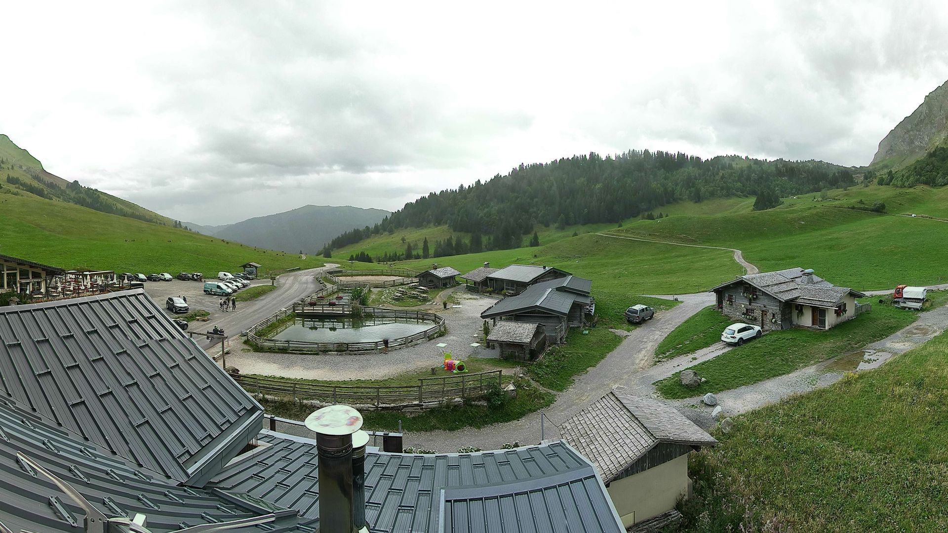 La Giettaz: LES RHODOS (Col des Aravis)