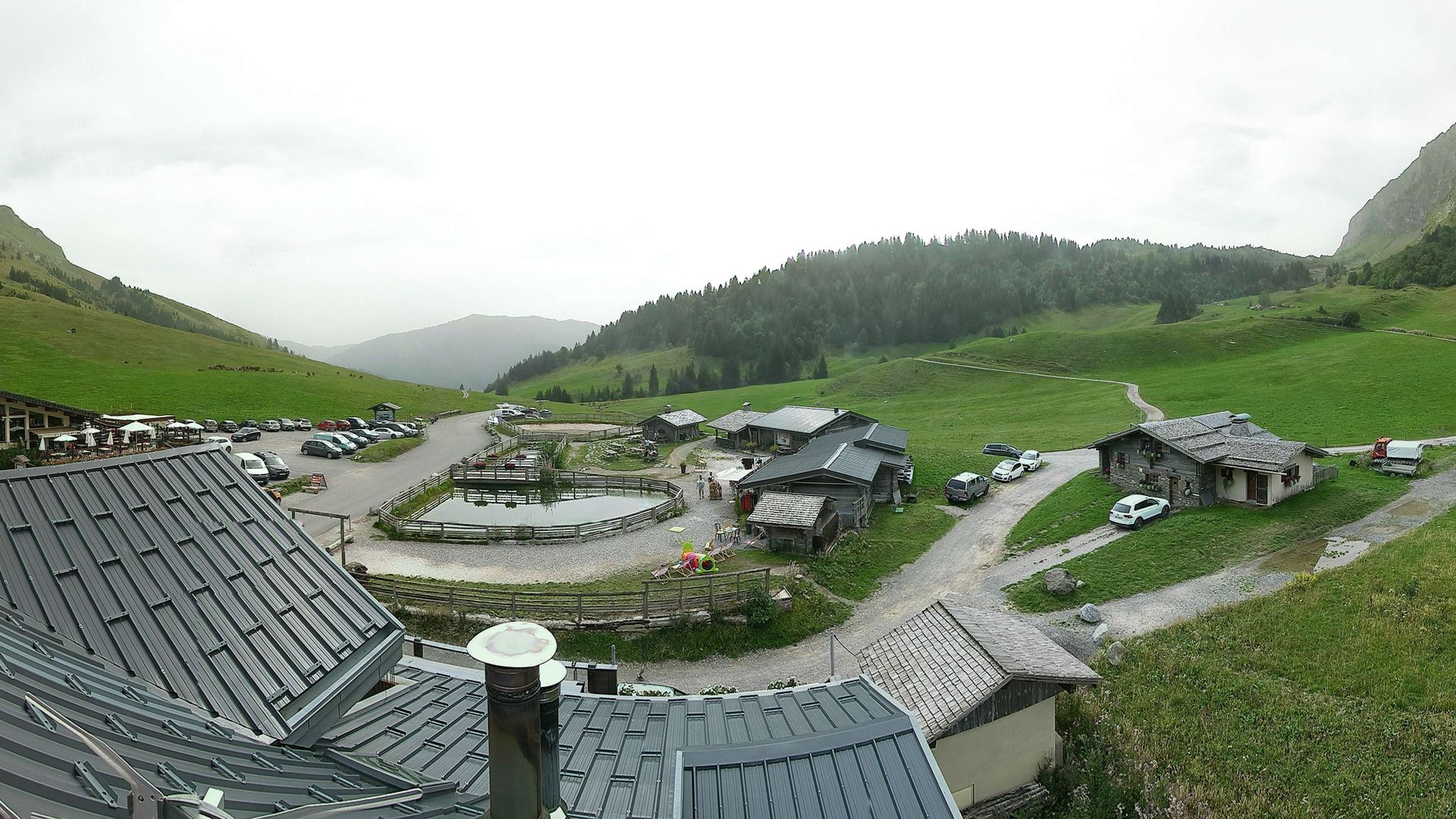 La Giettaz: LES RHODOS (Col des Aravis)