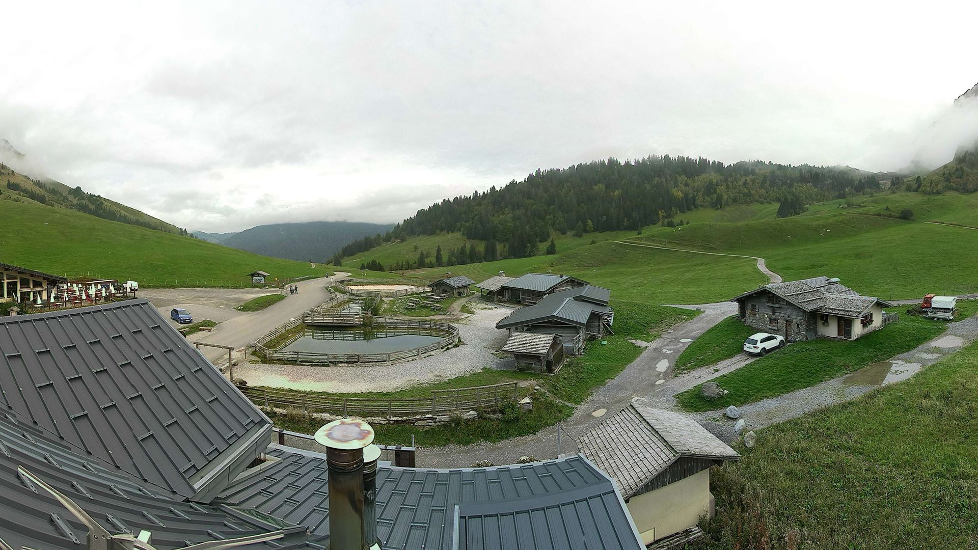 La Giettaz: LES RHODOS (Col des Aravis)