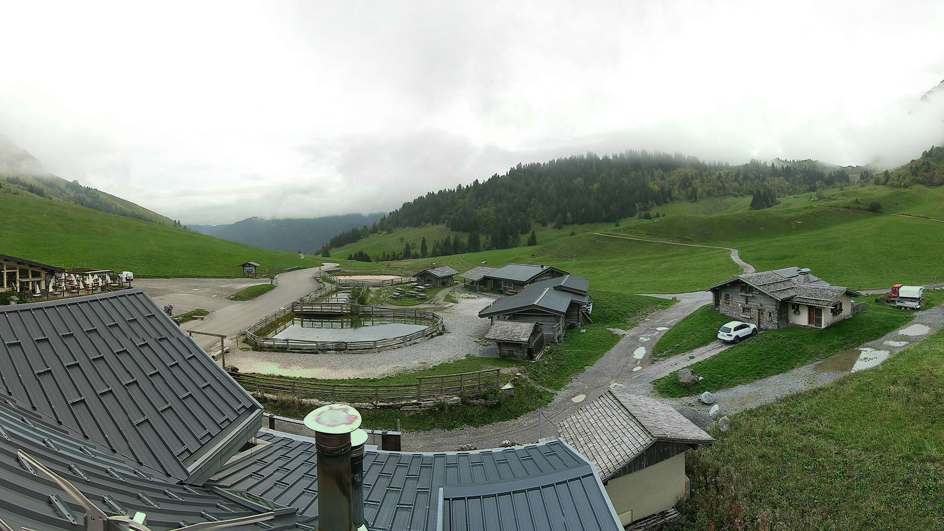 La Giettaz: LES RHODOS (Col des Aravis)