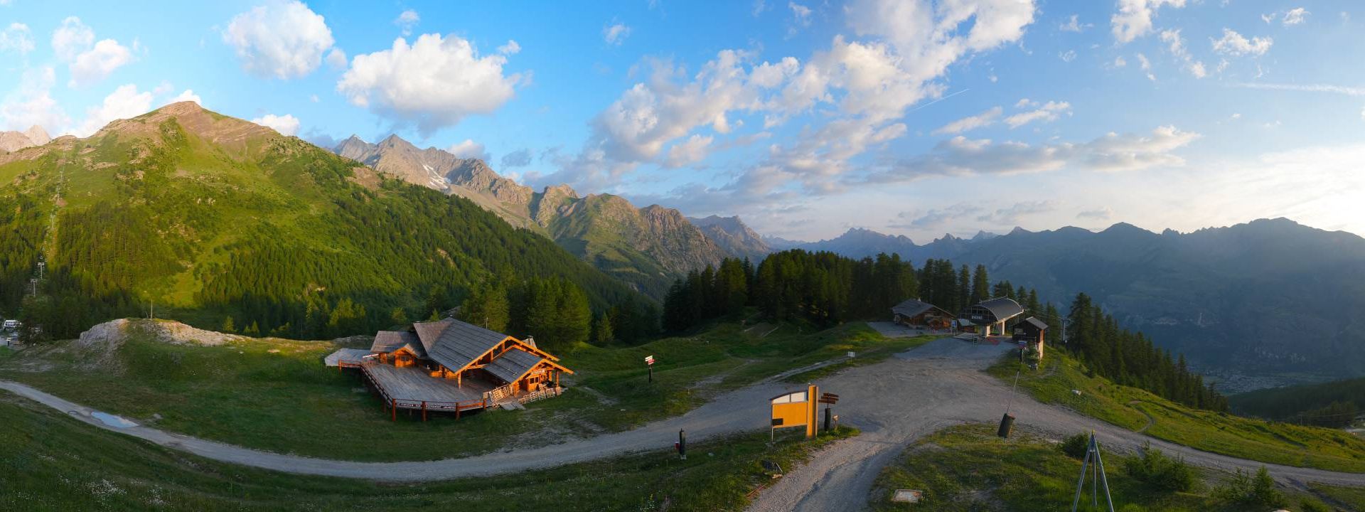 La Salle-les-Alpes: Serre Chevalier - Provence-Alpes-Côte d'Azur, France