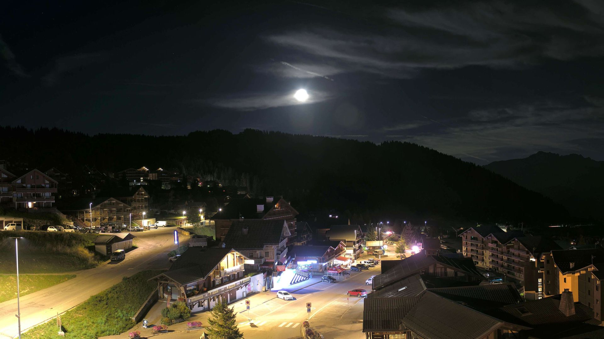 Hauteluce: Centre station - Espace Diamant - Les Saisies