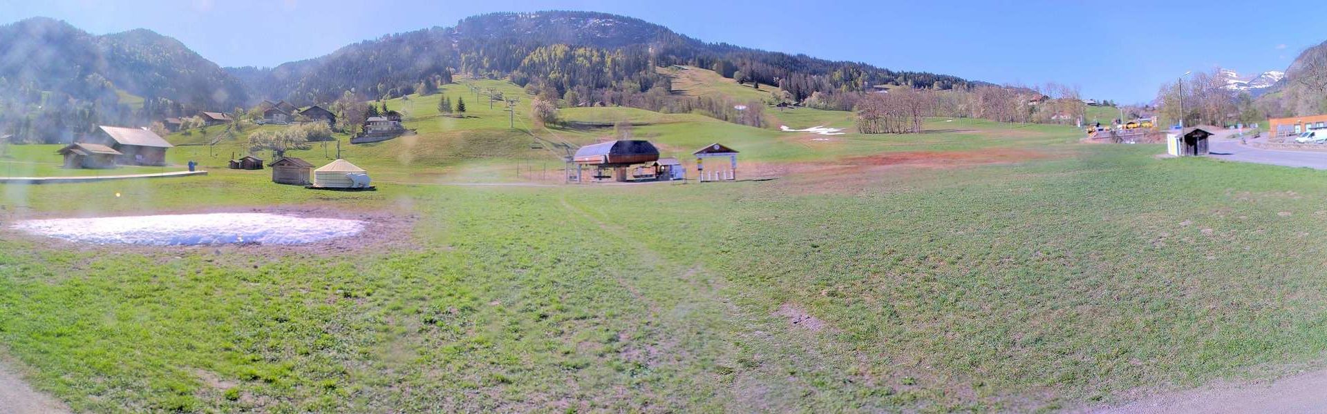 Praz-sur-Arly: Allée du Front de Neige