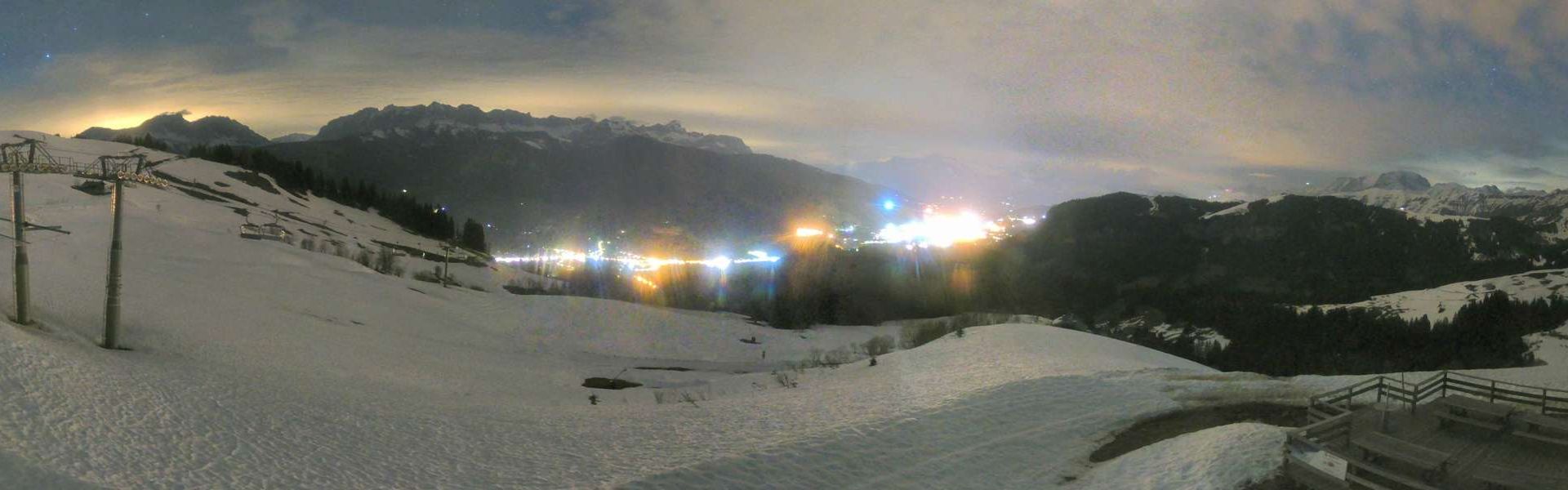 Praz-sur-Arly: Crêt du Midi