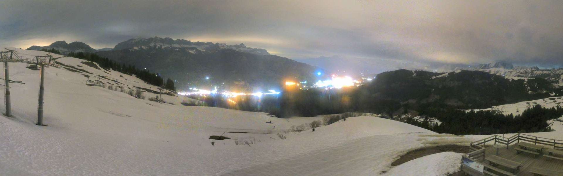 Praz-sur-Arly: Crêt du Midi