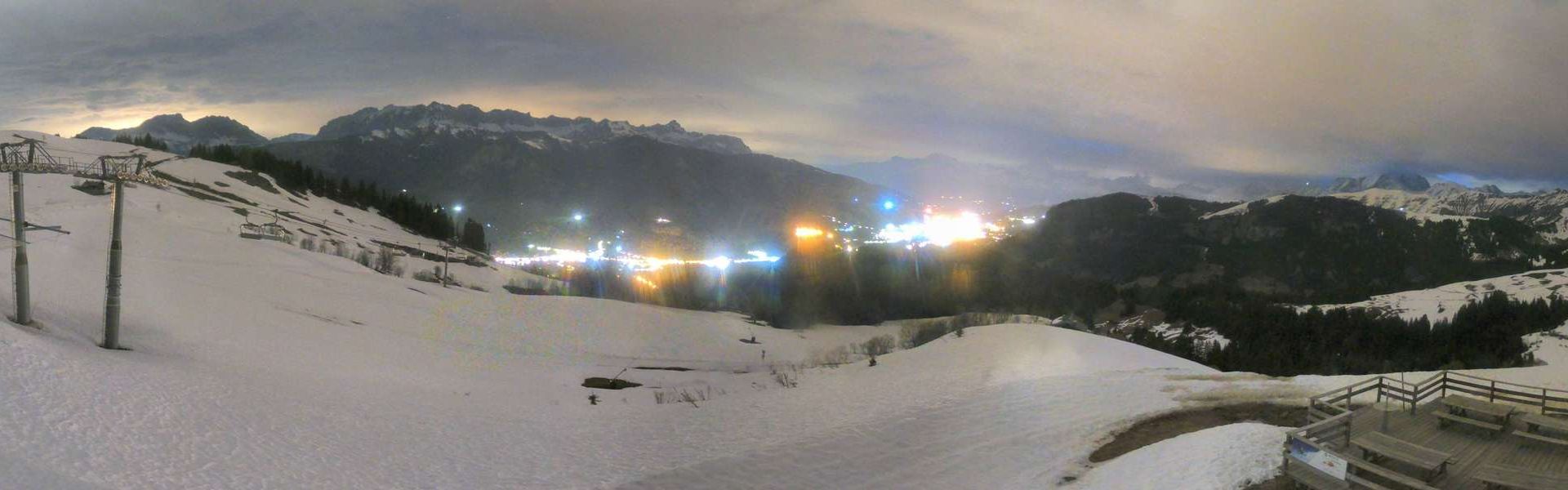 Praz-sur-Arly: Crêt du Midi