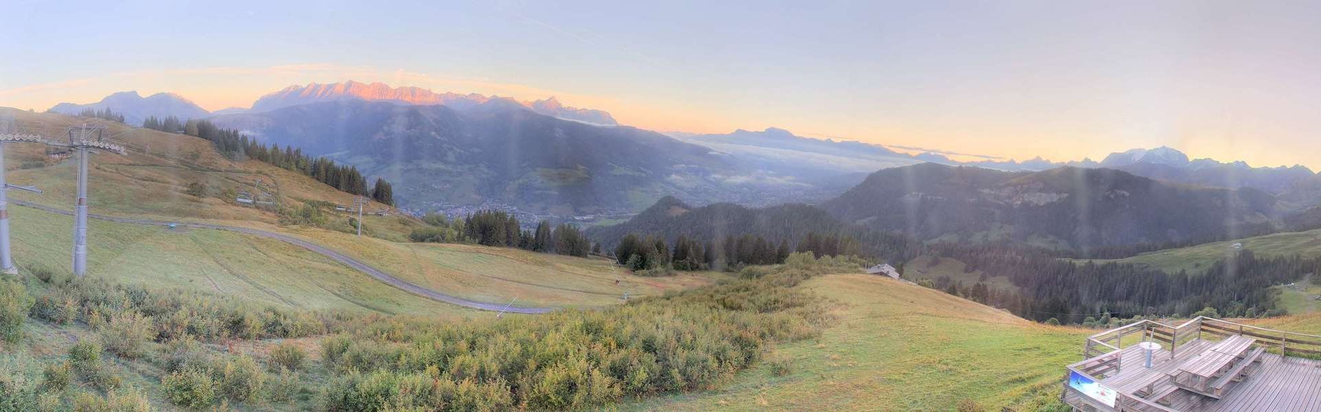 Praz-sur-Arly: Crêt du Midi
