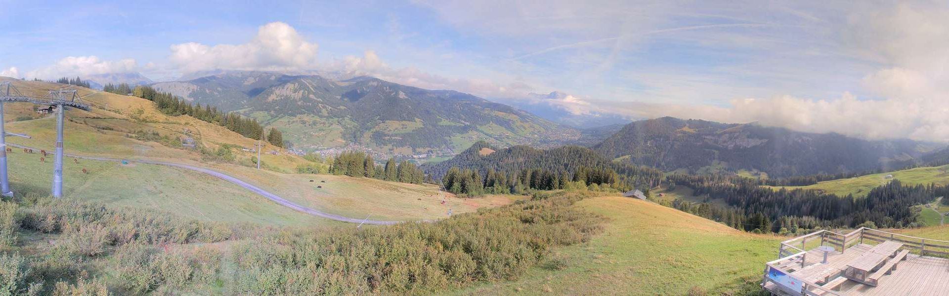 Praz-sur-Arly: Crêt du Midi