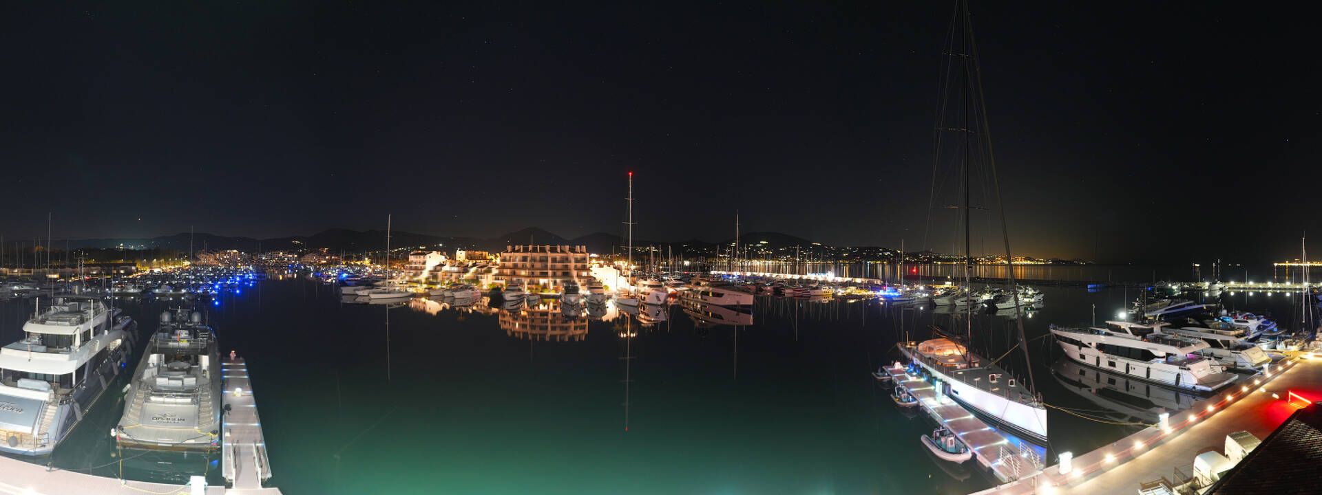 Cogolin › Est: Port des Marines de Cogolin