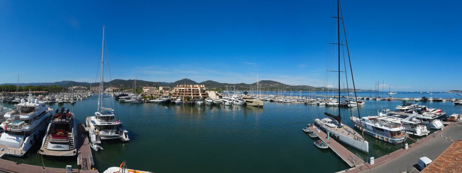 Cogolin › Est: Port des Marines de Cogolin