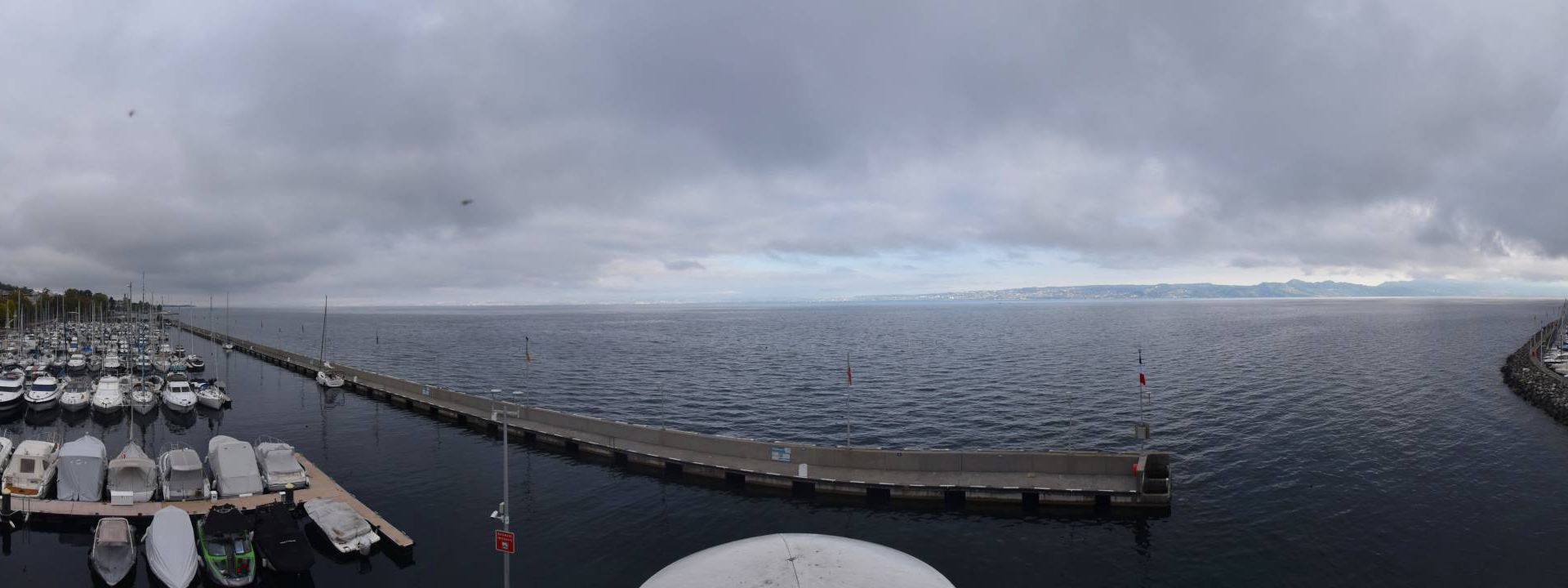Évian-les-Bains