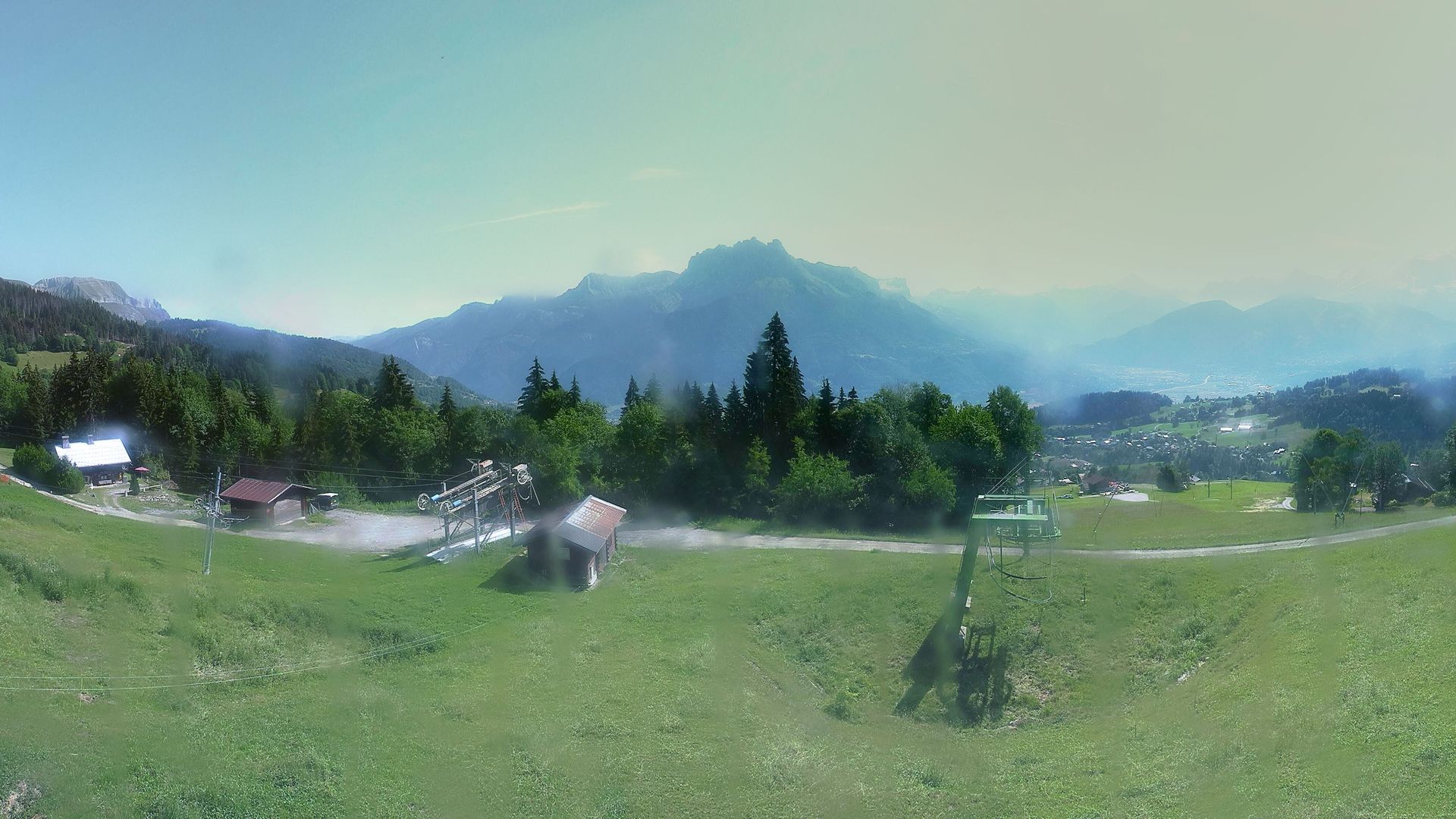 Cordon: Panoramique HD