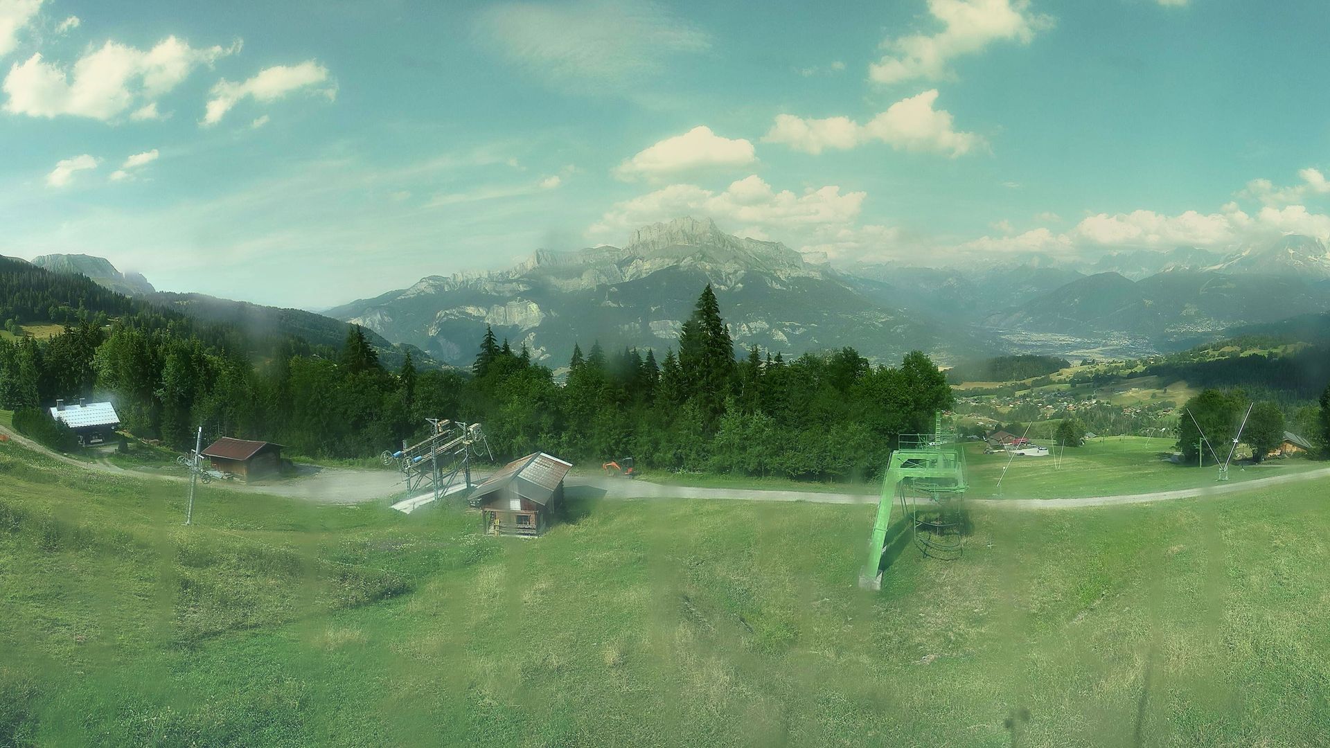 Cordon: Panoramique HD