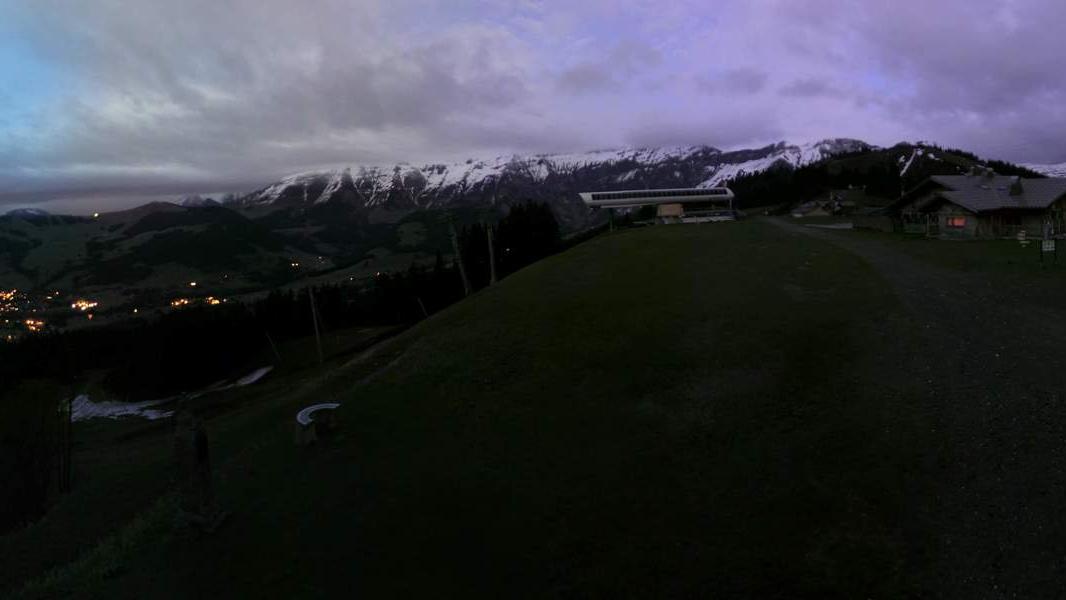 Megève: Panoramic with Mont-Blanc from