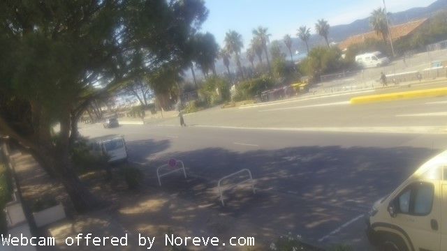 Saint-Tropez › Ouest: Avenue Gén de Gaulle