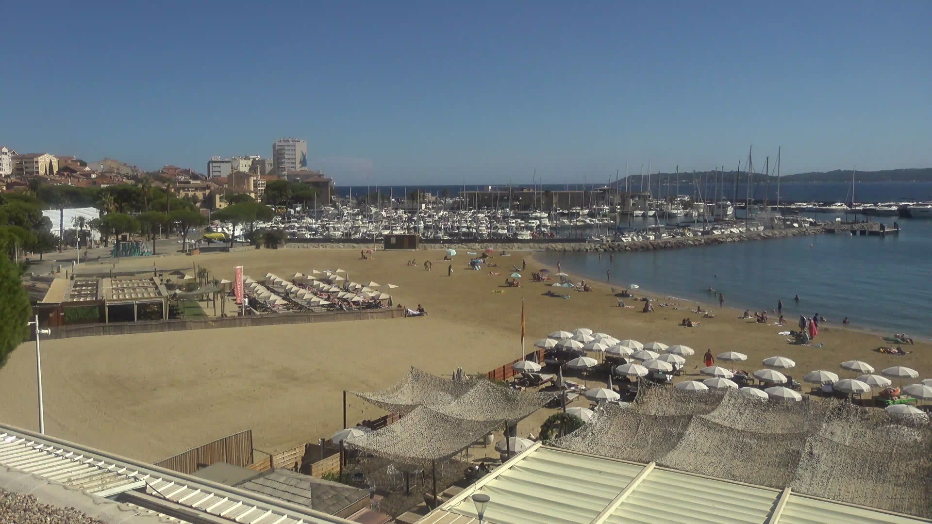 Sainte-Maxime › Sud-est: Massat Elodie coach sportif - Plage Du Centre Ville - DIVING CENTER KETOS - Port de Sainte-Maxime