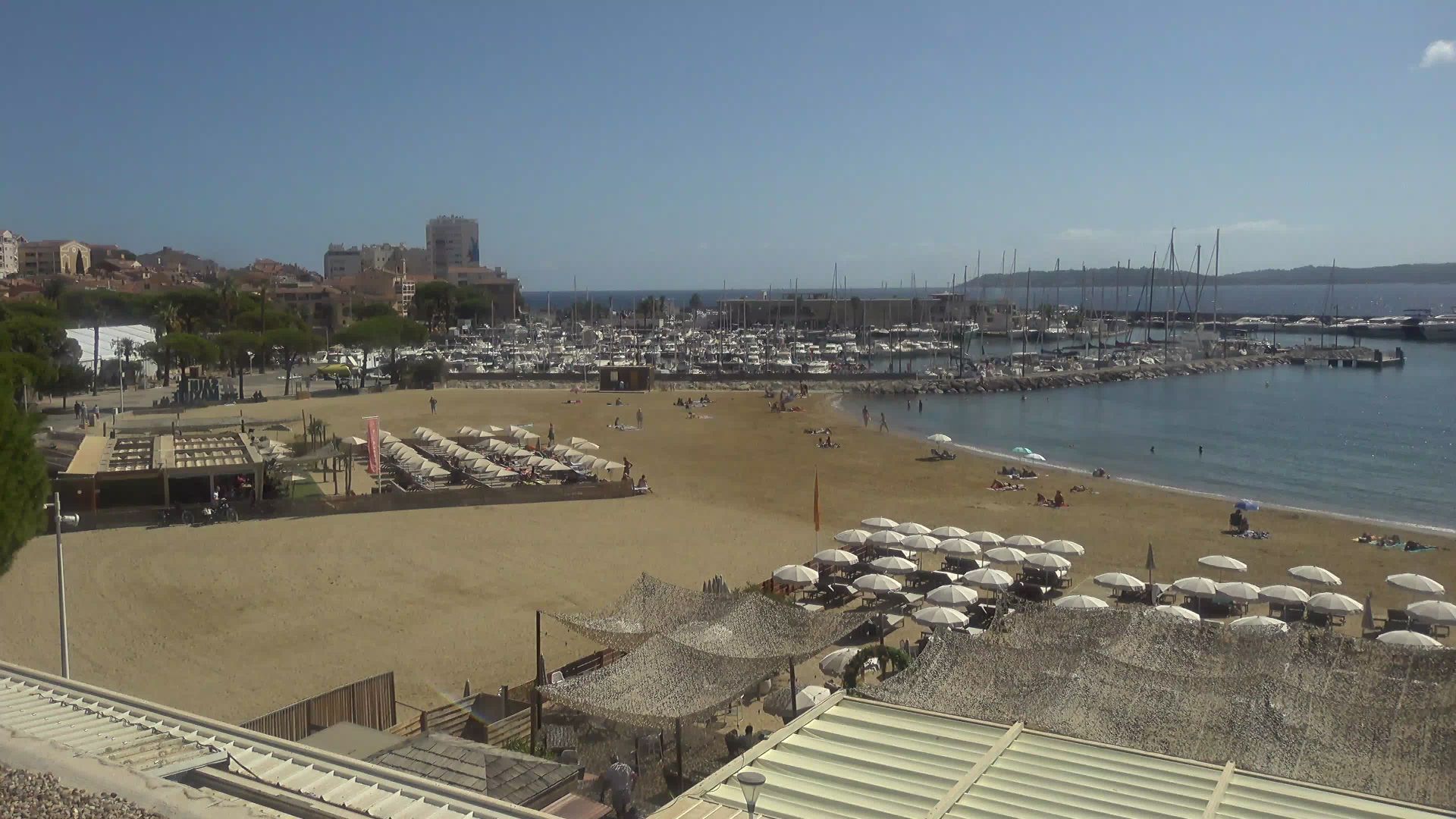 Sainte-Maxime › Sud-est: Massat Elodie coach sportif - Plage Du Centre Ville - DIVING CENTER KETOS - Port de Sainte-Maxime