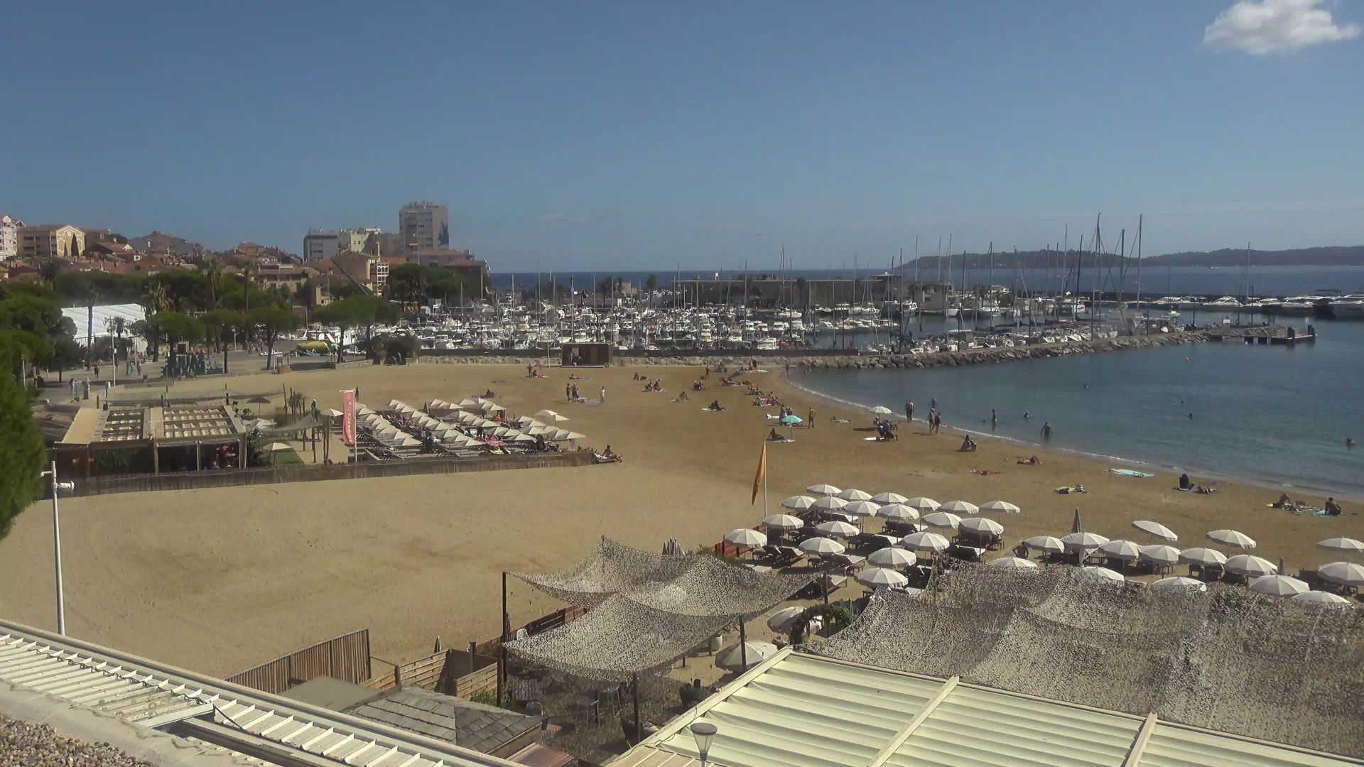 Sainte-Maxime › Sud-est: Massat Elodie coach sportif - Plage Du Centre Ville - DIVING CENTER KETOS - Port de Sainte-Maxime