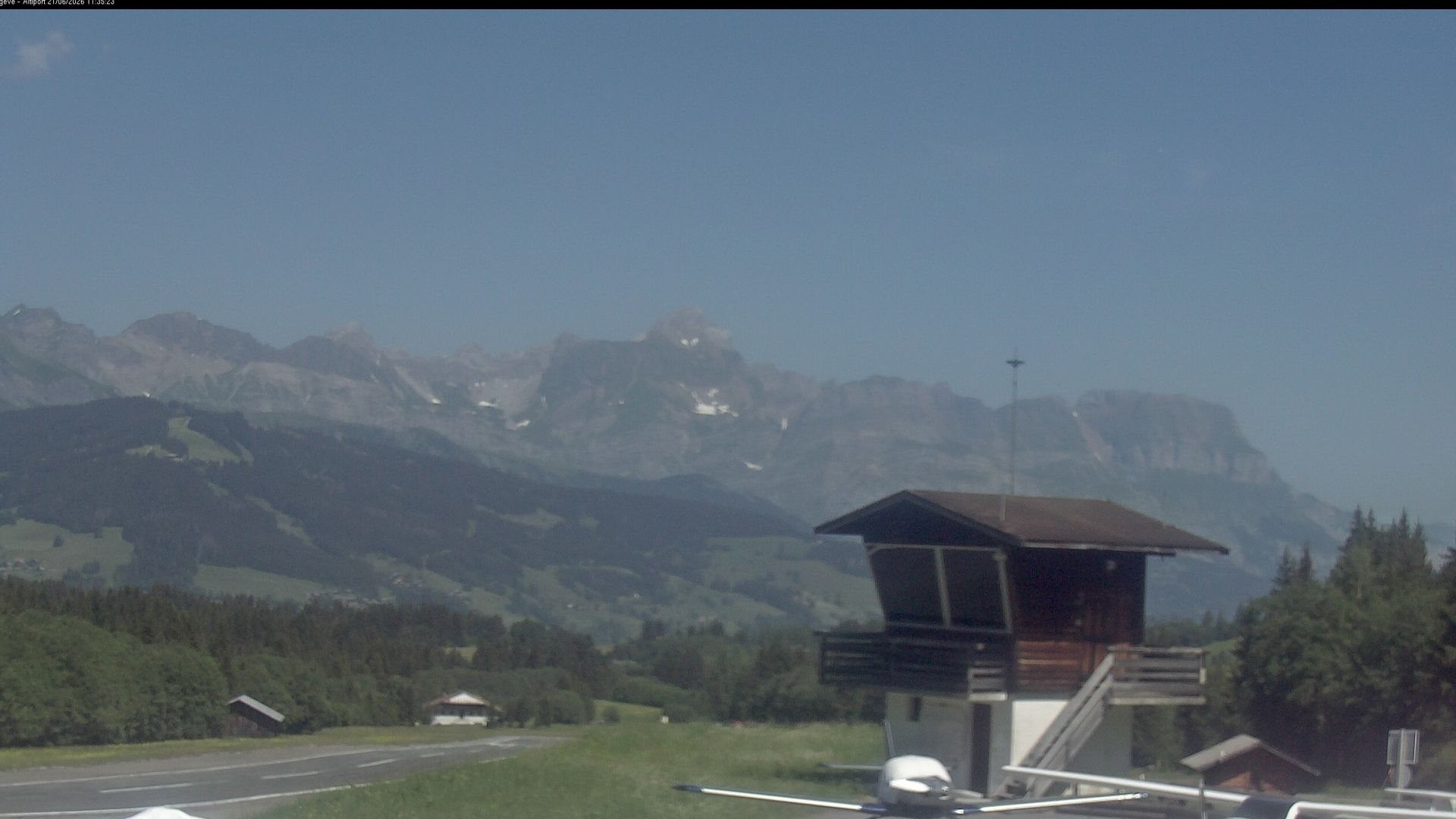 Megève › Sud-ouest: Altiport Megève LFHM - Aravis Range