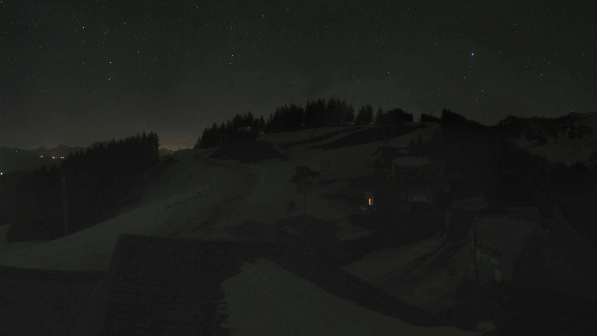 Arâches-la-Frasse: Arrivée de la télécabine